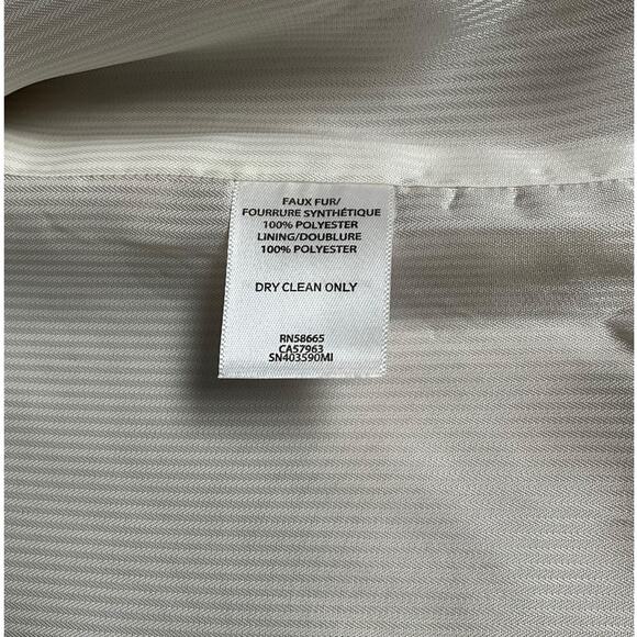 Something Navy Light Tan Faux Fur Teddy Jacket Size Small 100% Polyester Cozy - Picture 11 of 11